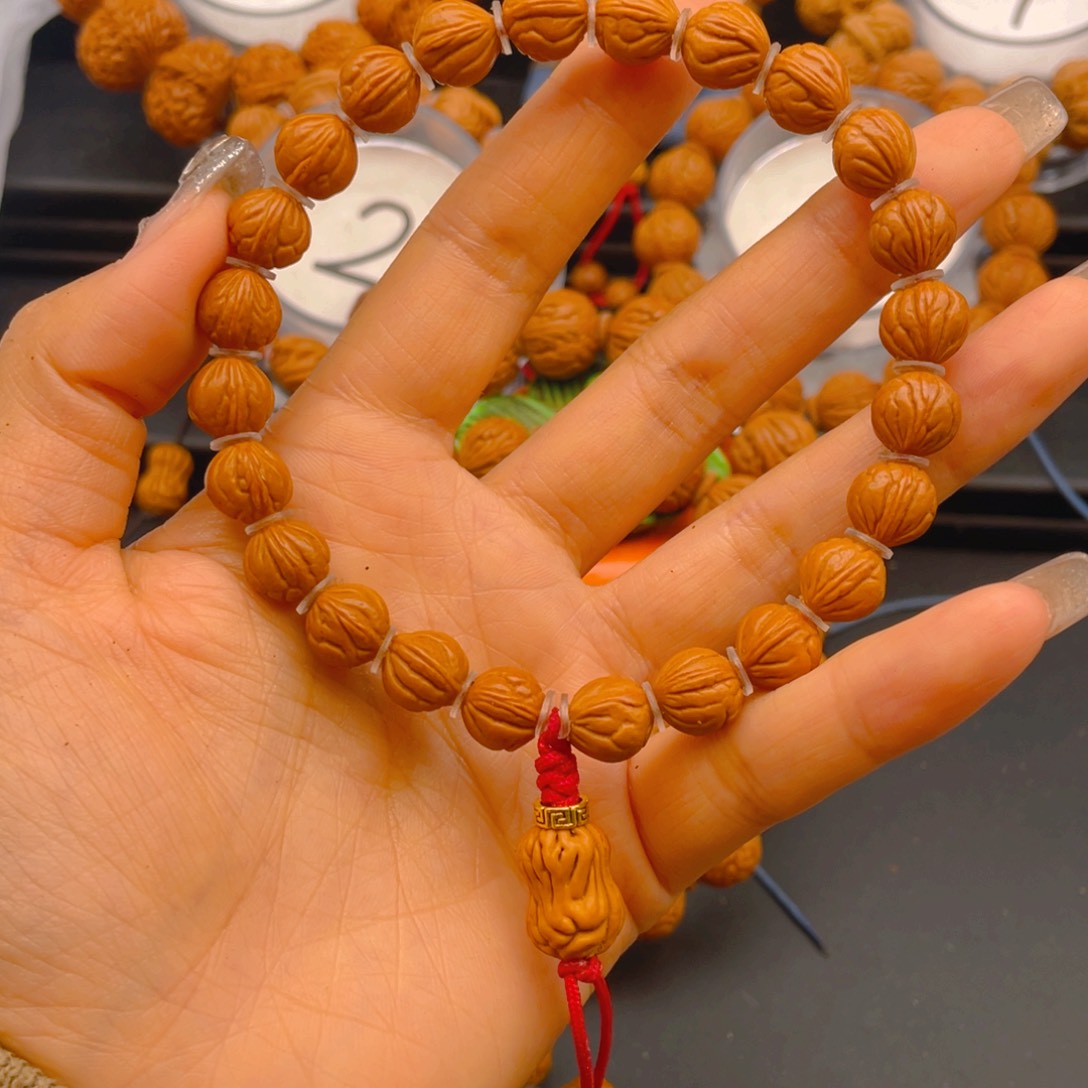 桃核手串依**洒见健健康康平平安安8