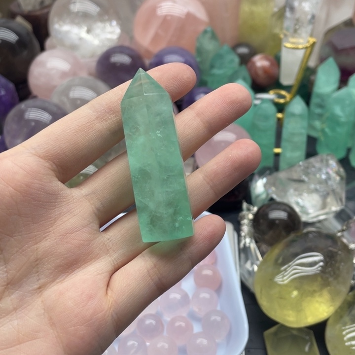 水晶珠宝半成品未镶嵌天然水晶莹石柱11