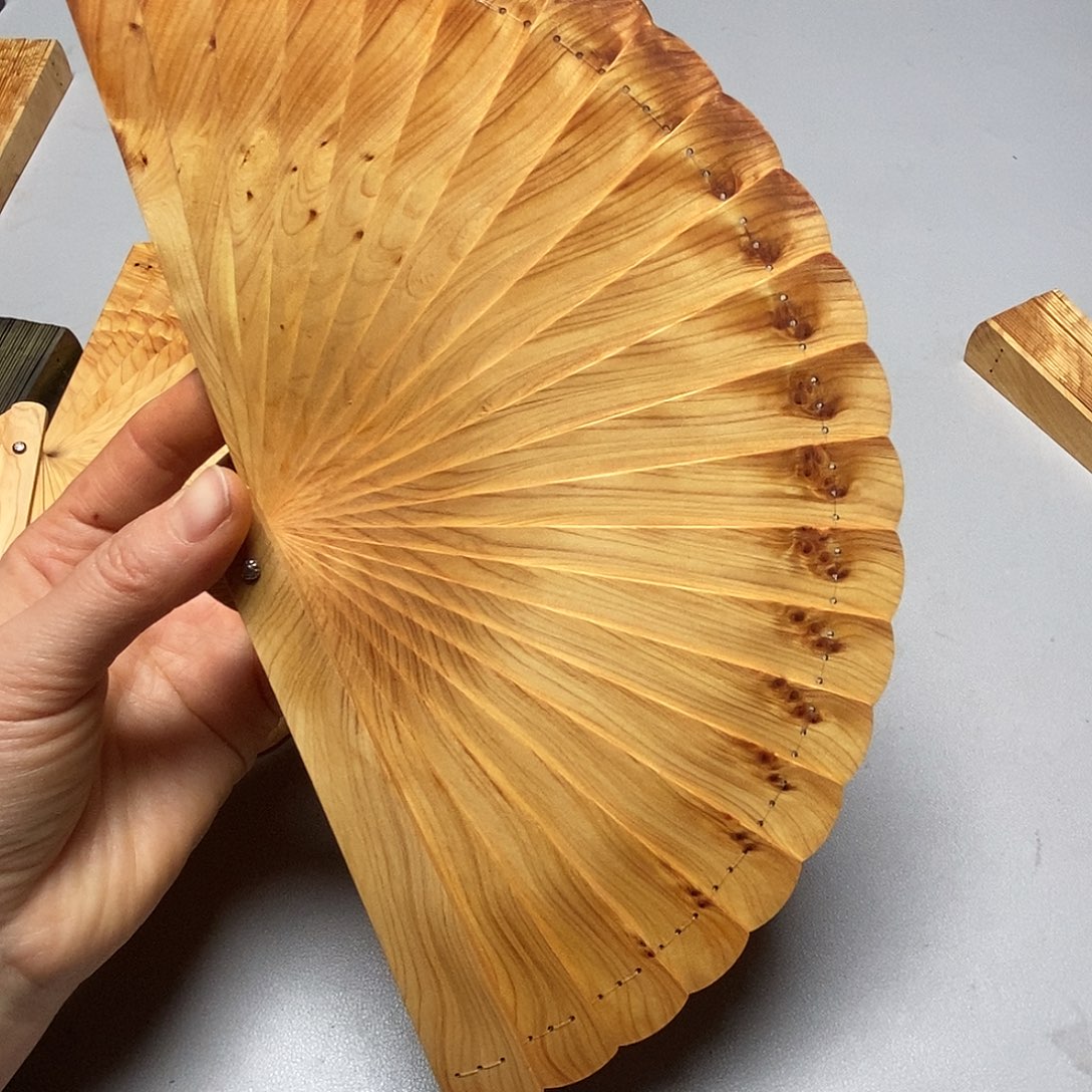 楠木四****男太行崖柏15折扇