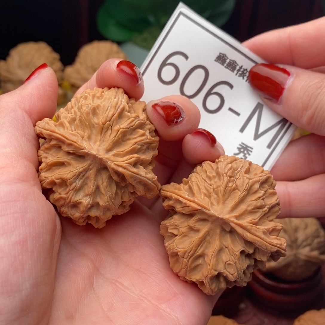 文玩核桃把件苹果园43