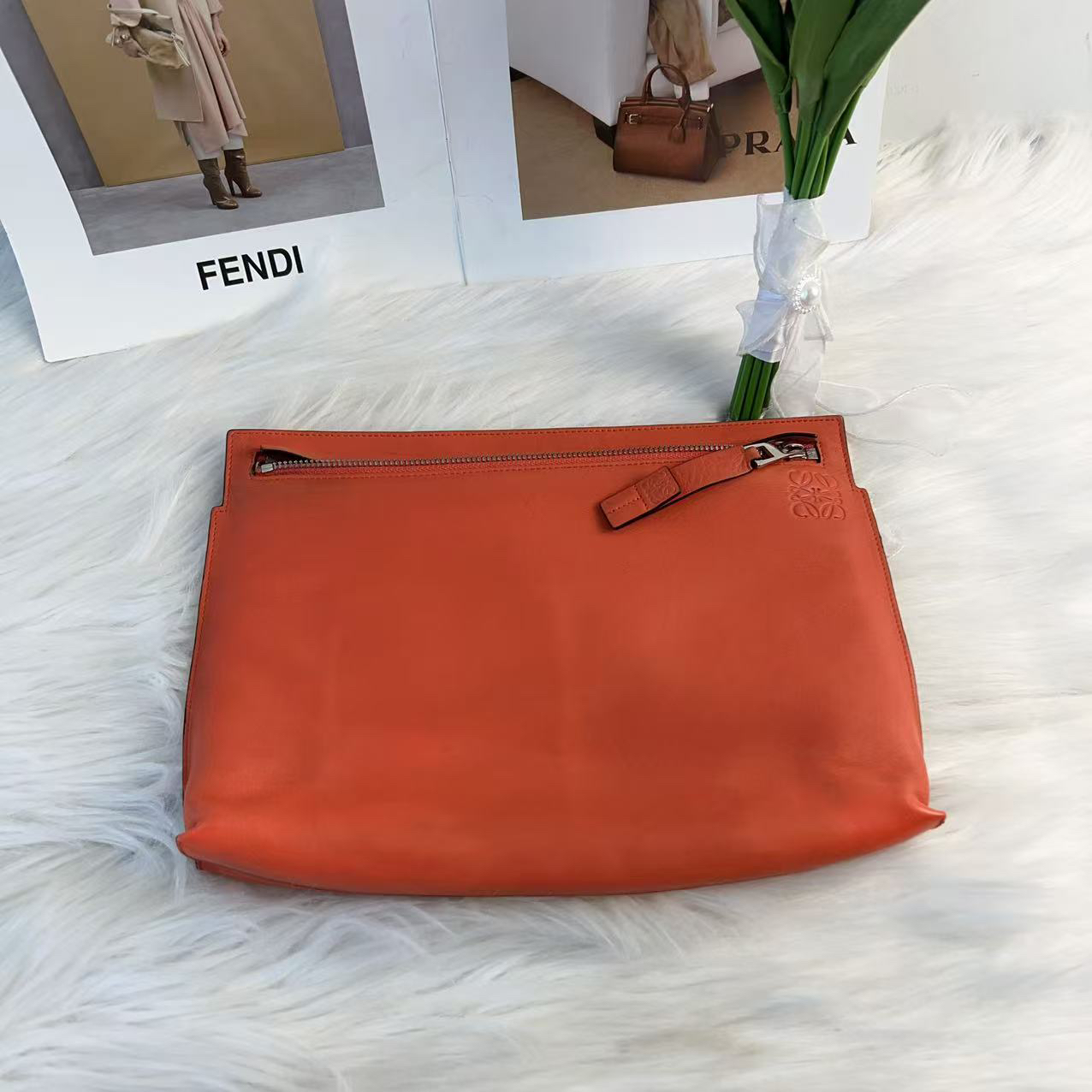 95新 LOEWE/罗意威 罗意威橙色手拿包