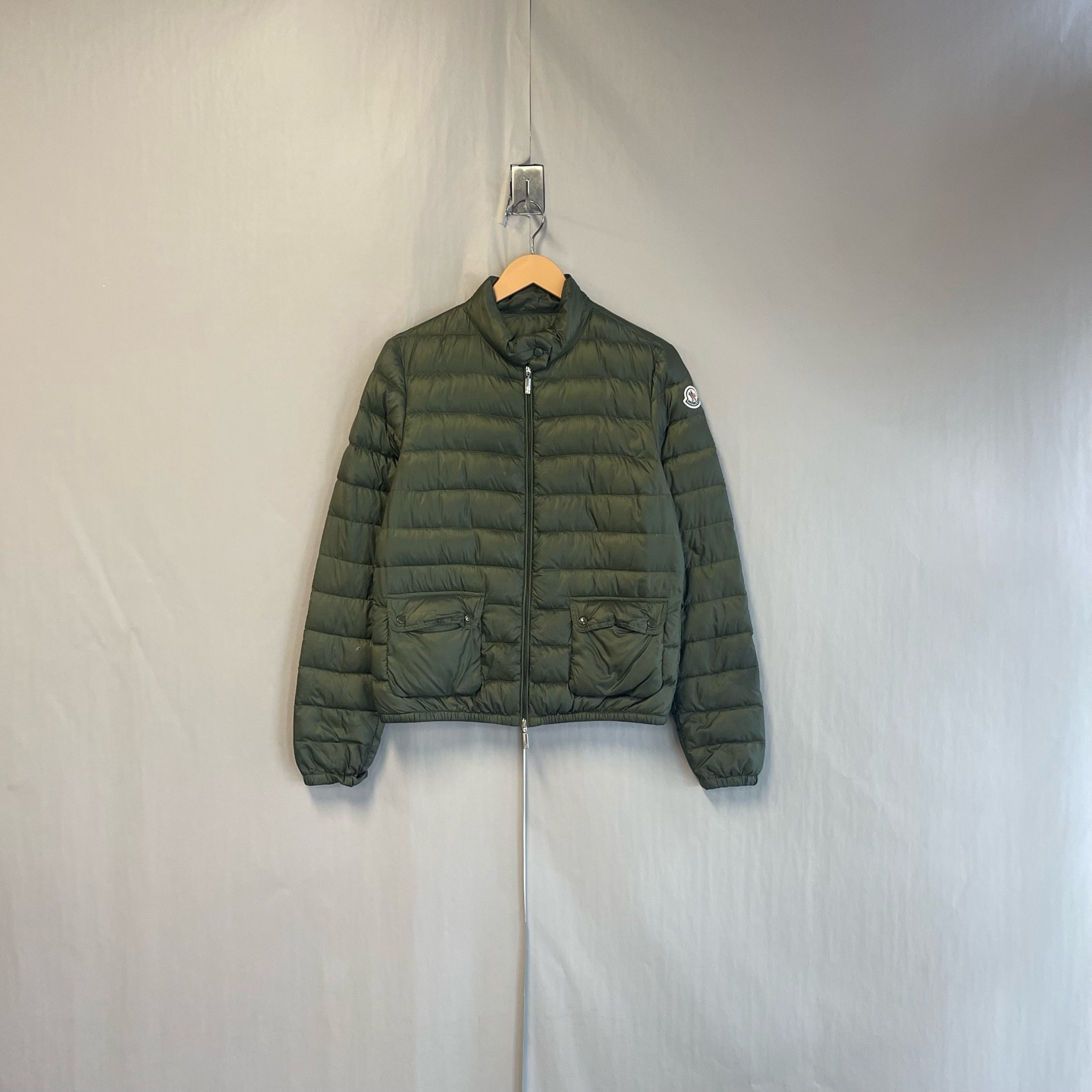 99新 MONCLER Lans军绿色轻薄羽绒服 2码 #8841