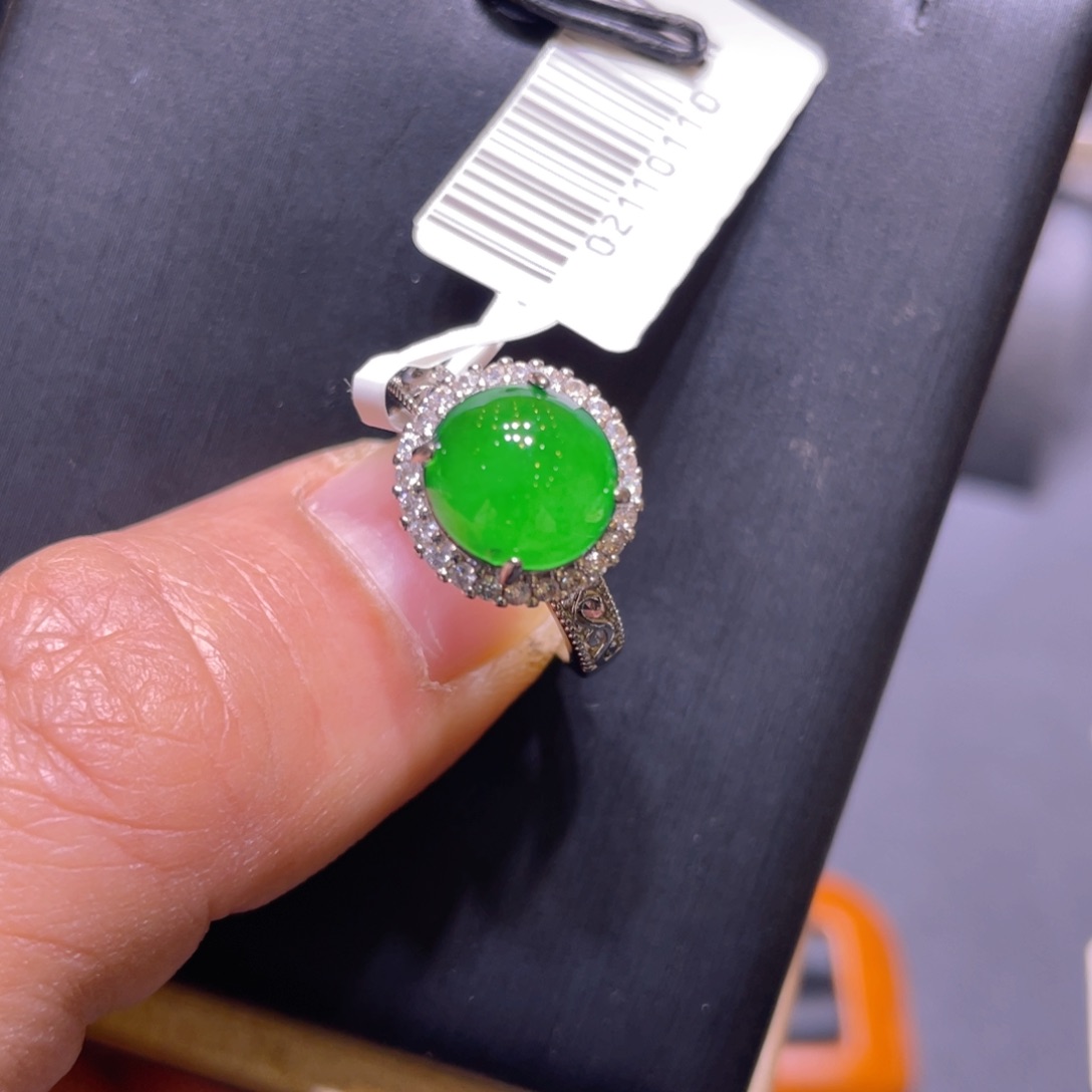 翡翠未镶嵌项链戒指