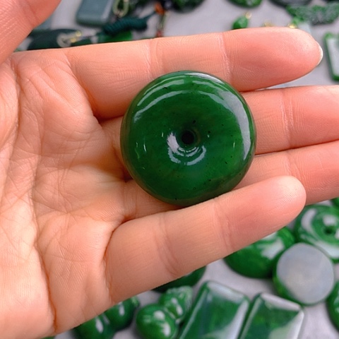 未镶嵌和田玉挂件时**逝平安扣