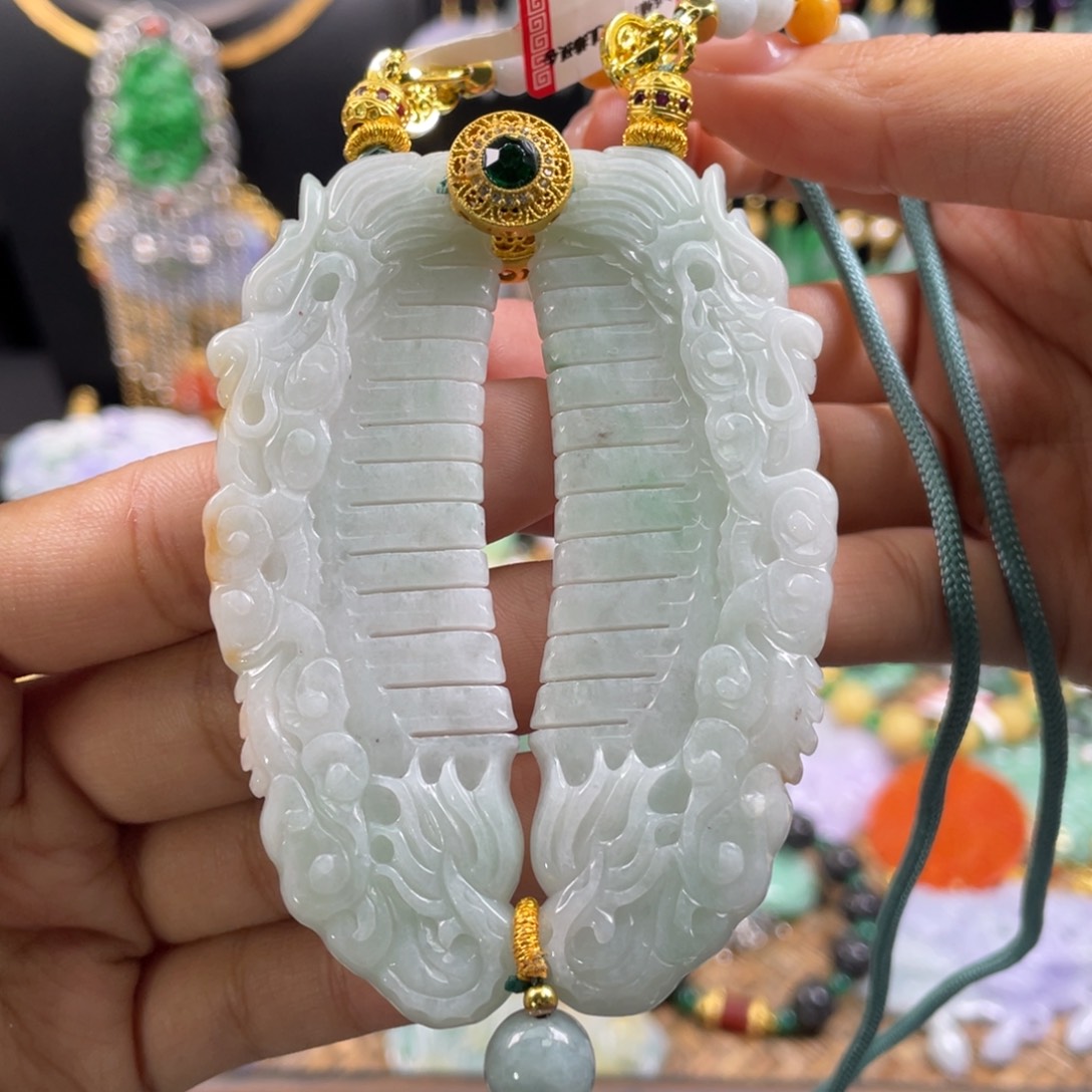 翡翠未镶嵌颈饰代编织