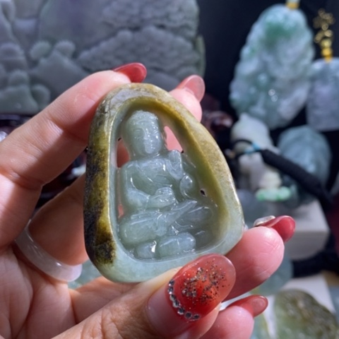 【闪购商品】颈饰未镶嵌翡翠大日