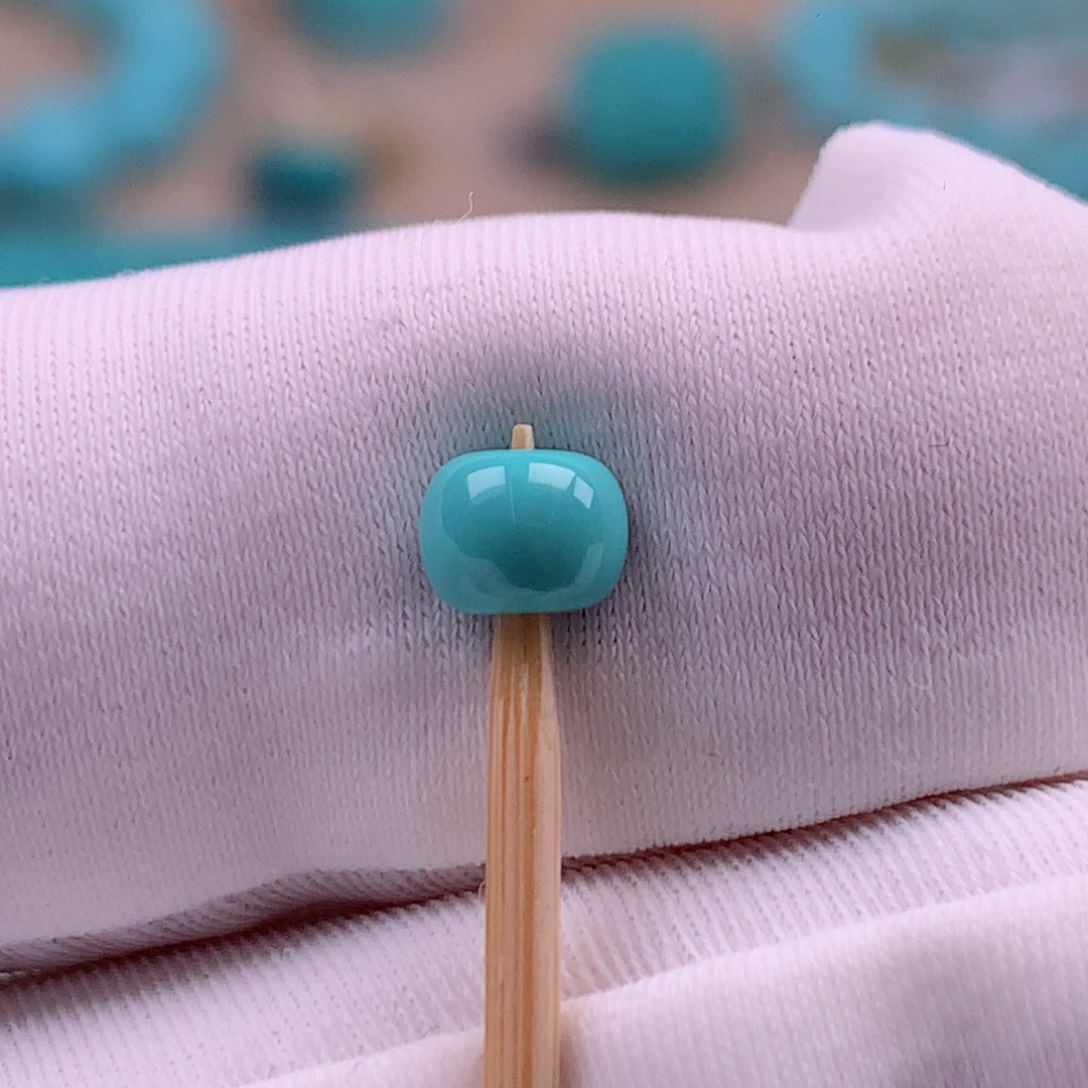 绿松石未镶嵌珠宝奇石5.1mm