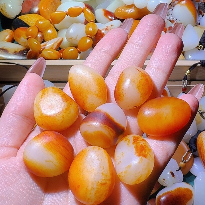 和田玉挂件未镶嵌翁*