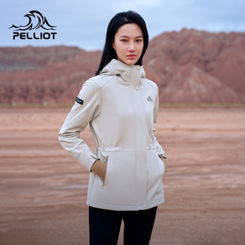 伯希和软壳衣女户外外套加绒防泼水登山服中长款收腰休闲运动风衣
