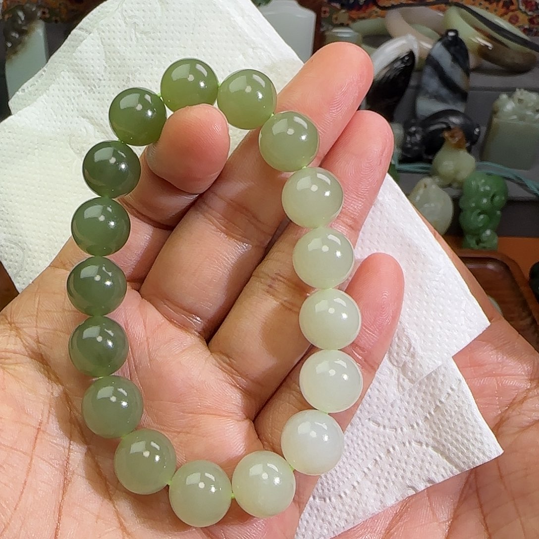 和田玉颈饰未镶嵌心*