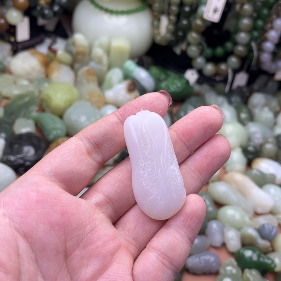 和田玉未镶嵌吊坠(不含链)