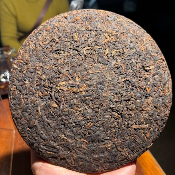 【欧家山“瓜果香”大叶种古树熟茶饼】-2019年古树熟茶饼