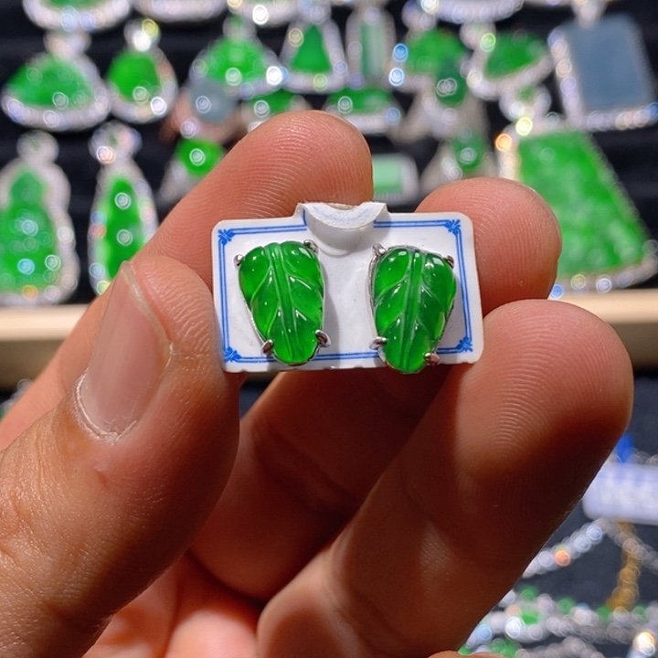 翡翠耳饰银S925镶嵌天然A货翡翠