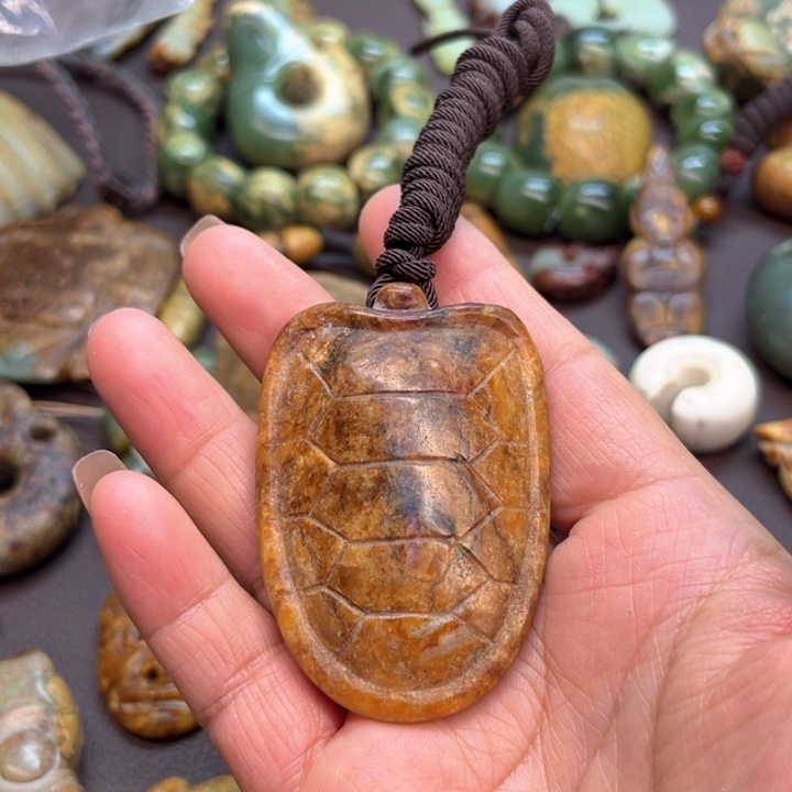 岫岩河磨玉（透闪石质玉）把件未镶嵌凌