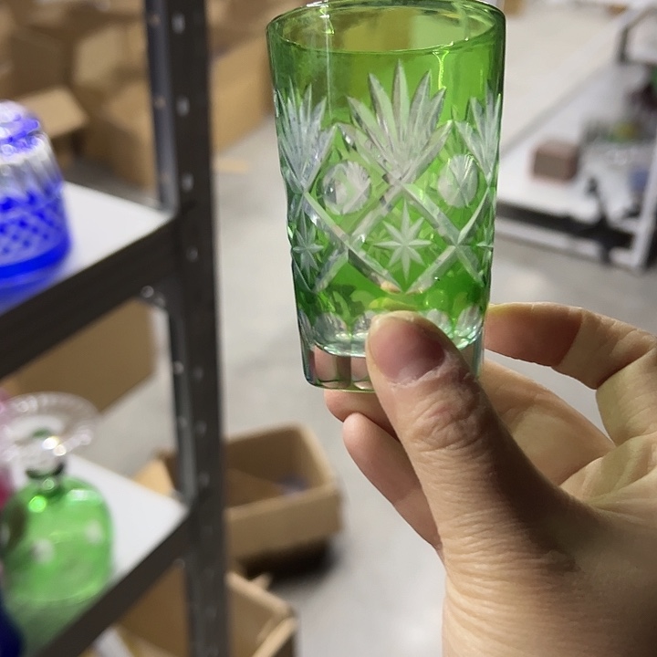 水晶玻璃平底款微瑕一个