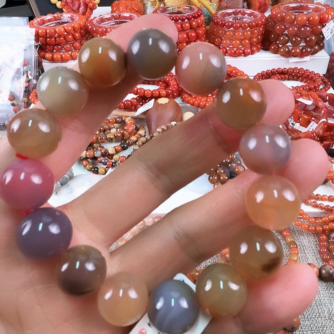 南红玛瑙手链合金