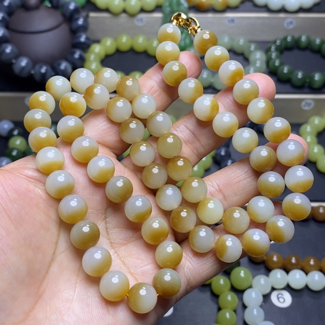 和田玉未镶嵌手串