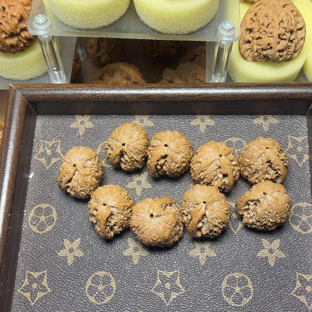 %***生文玩核桃手串逐鹿南疆异型一帆风顺9颗