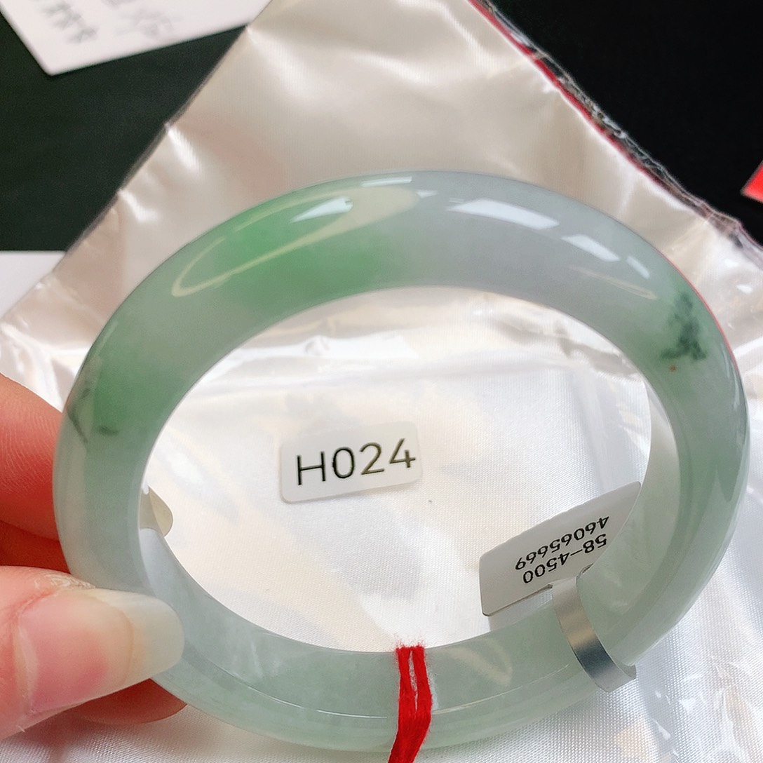 【闪购商品】翡翠手镯未镶嵌缅甸天然a货翡翠