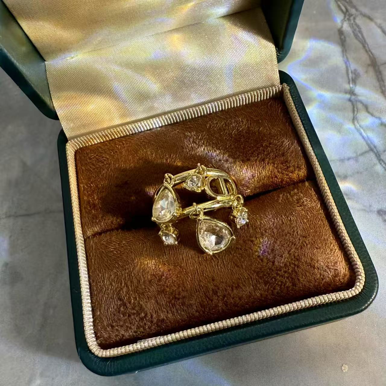 铜合金锆石戒指 B1540 水滴锆石戒指