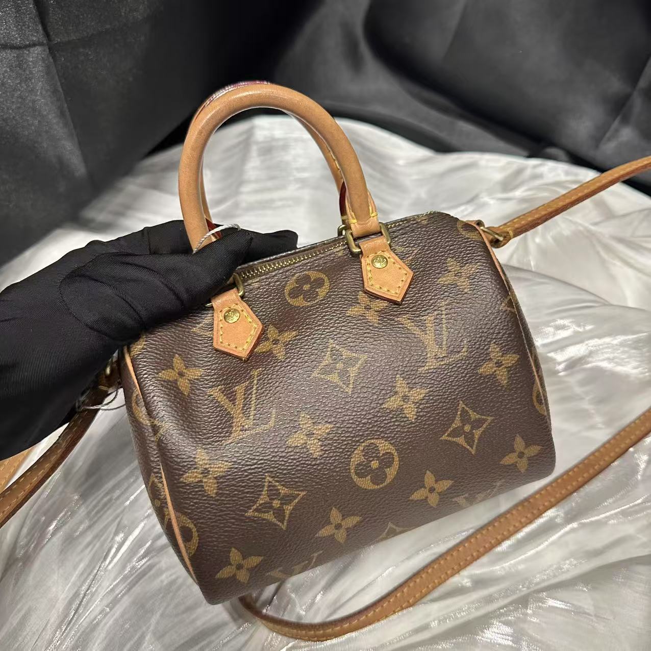 95新 LV 伦老板/95新/Lv speedy nano