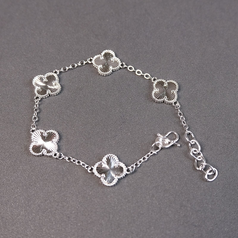 999.9银 四叶草花花手链 送女友 礼物