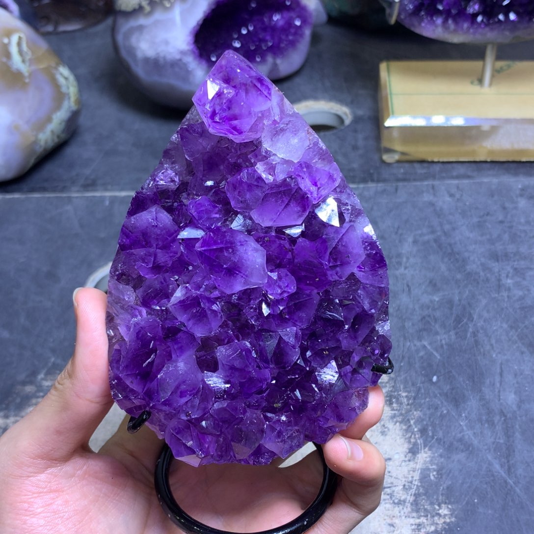 紫晶摆件未镶嵌小**琦紫晶