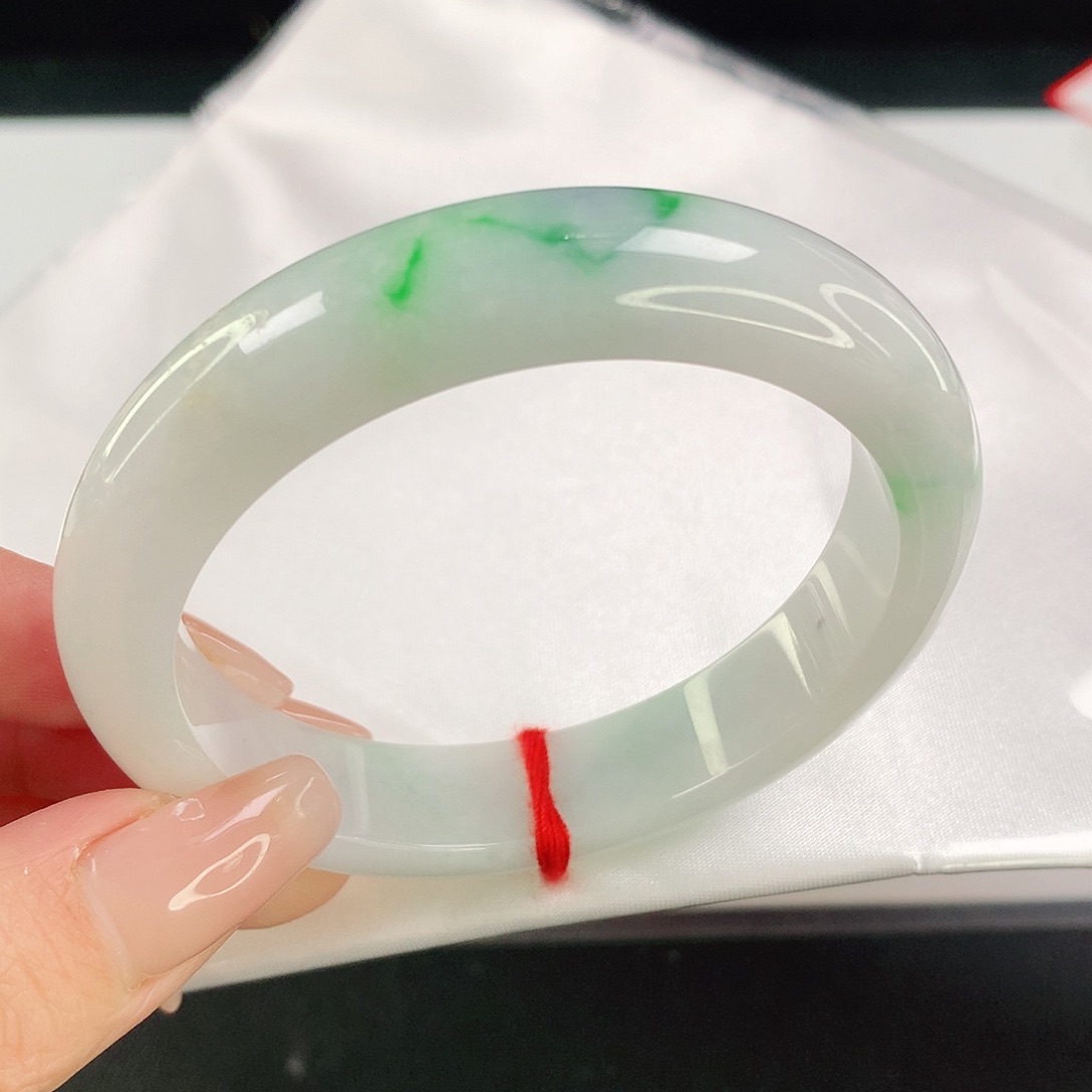 翡翠手镯未镶嵌177翡翠