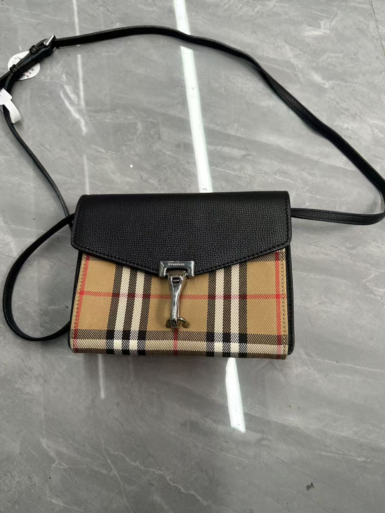 99新 BURBERRY/博柏利 【tvb识货】老花拼皮 单肩腋下包