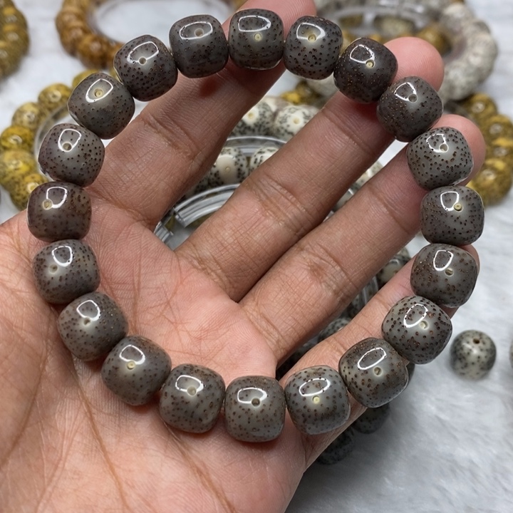 星月菩提手串用****812黑冰