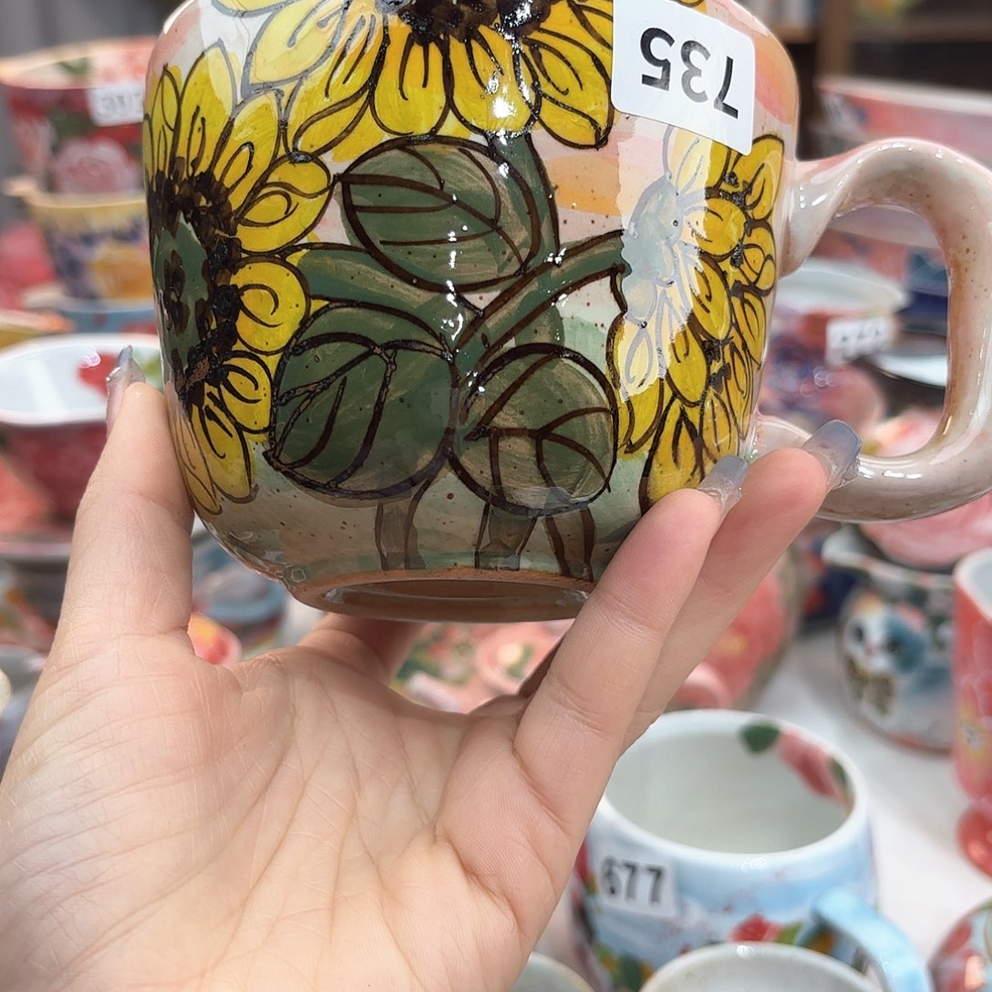 瓷片在这部影片当中扮演角色有许多