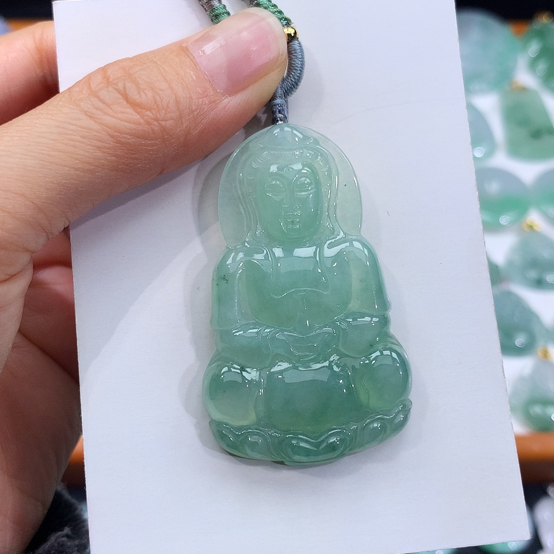 翡翠未镶嵌颈饰翡翠吊坠