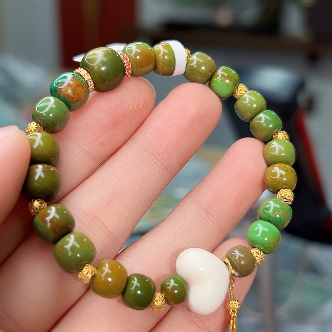 绿松石珠宝奇石18K金镶嵌