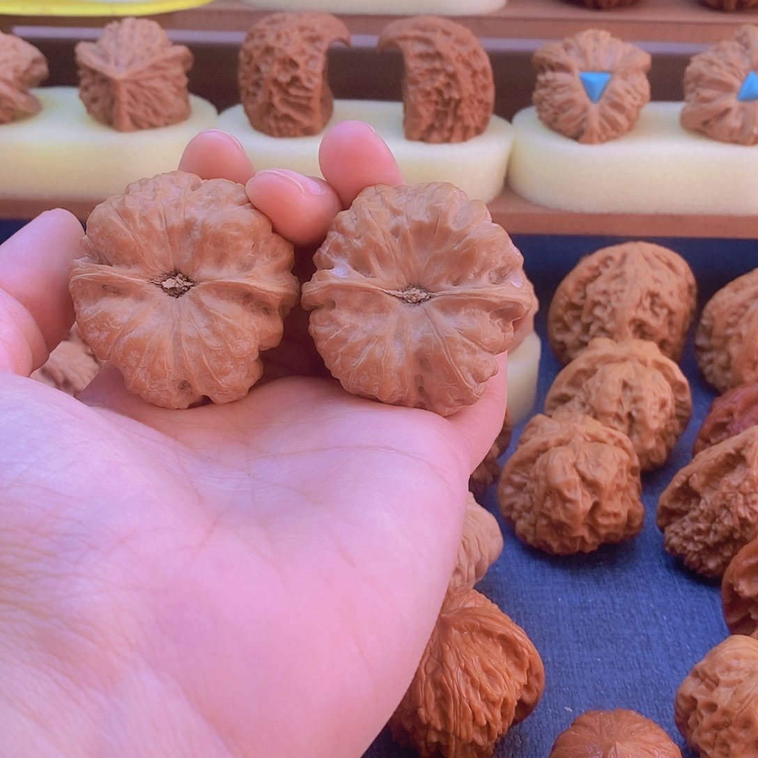 43全品蛤蟆头文玩核桃红皮