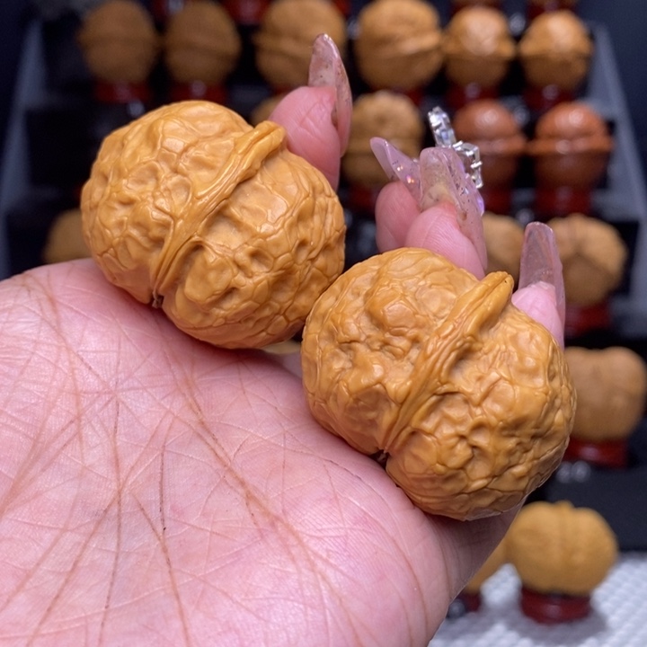 文玩核桃把件鲲鹏元宝54号38尺