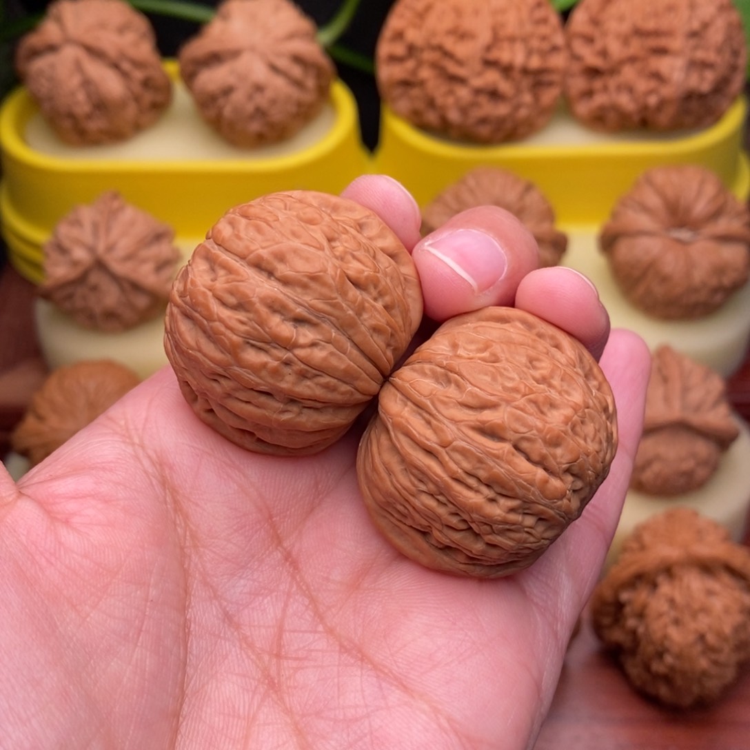 把件文玩核桃陳***u35“野生”铁锤妹妹