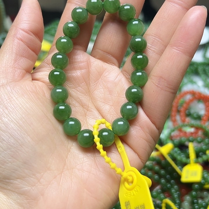 和田玉（碧玉）未镶嵌手链