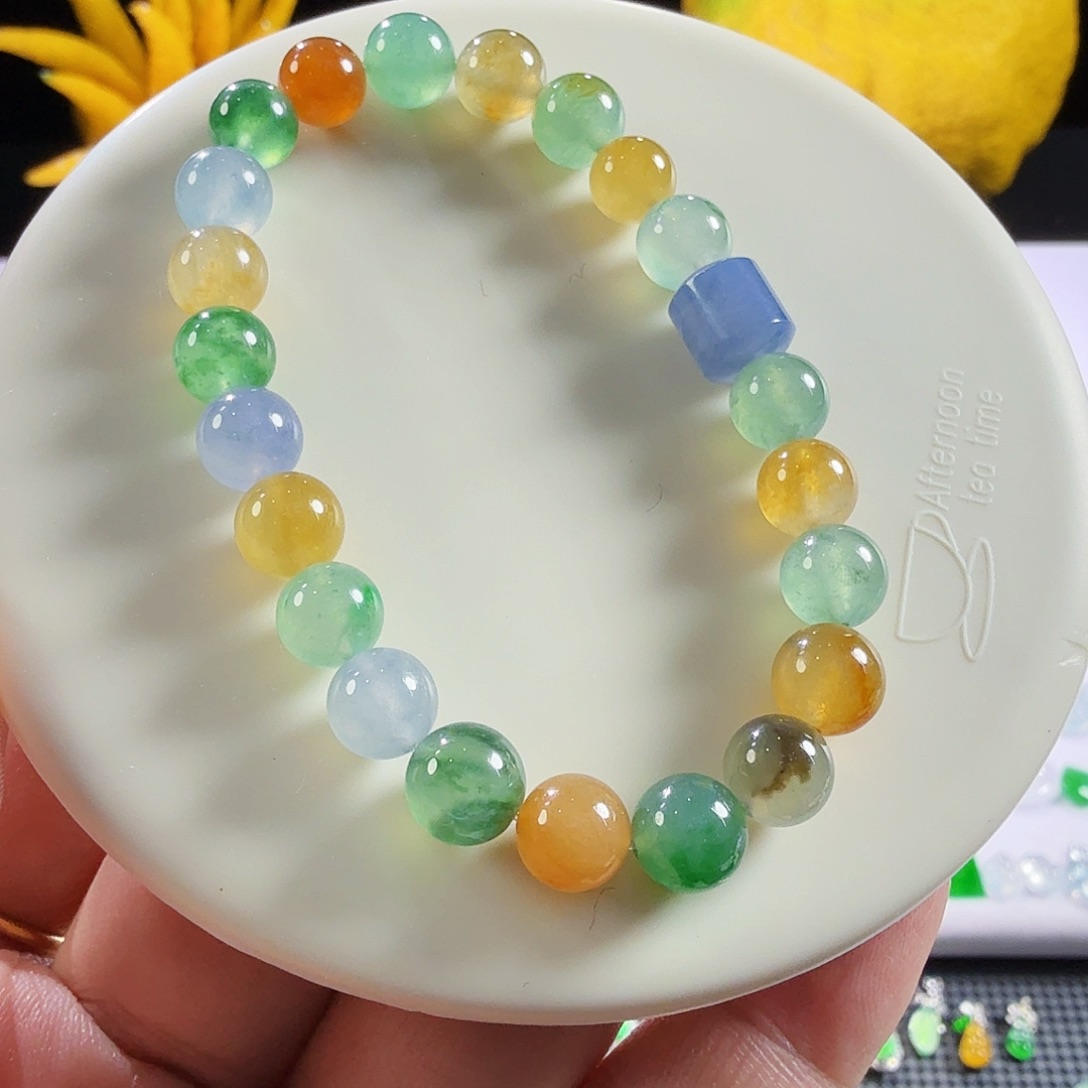 翡翠未镶嵌颈饰裸石