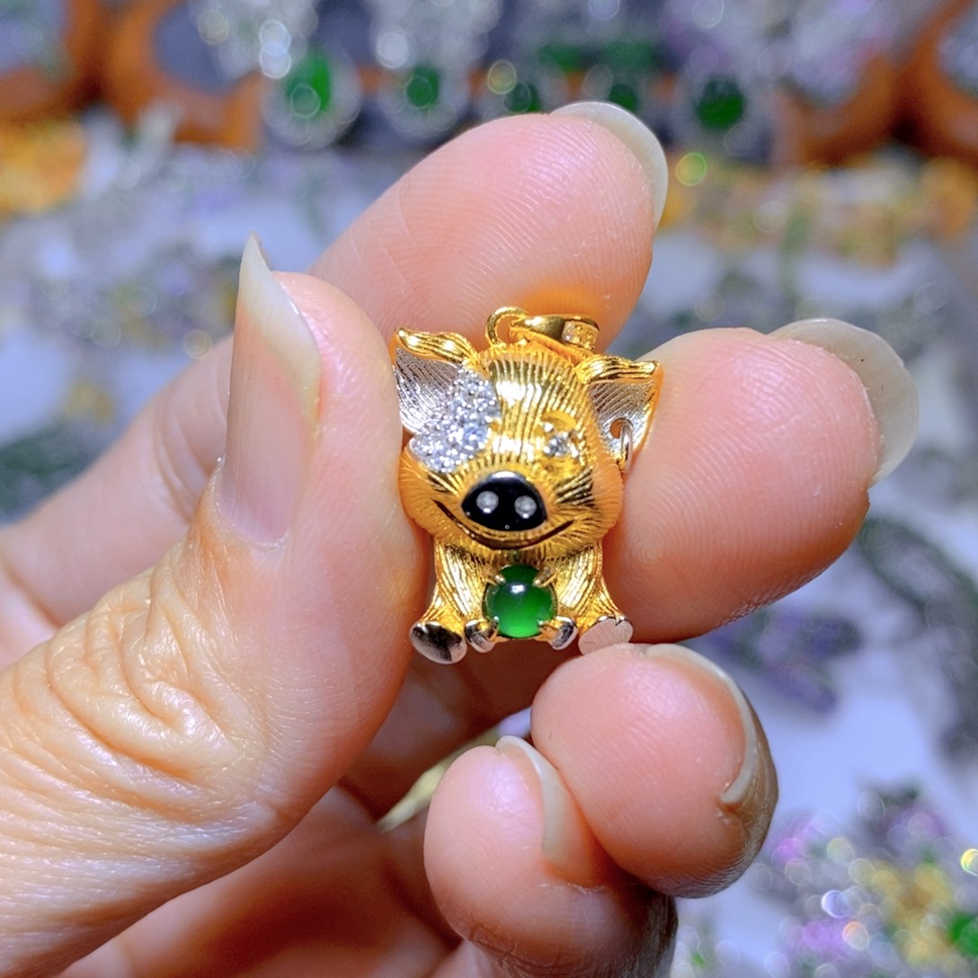 翡翠颈饰银S925镶嵌天然翡翠