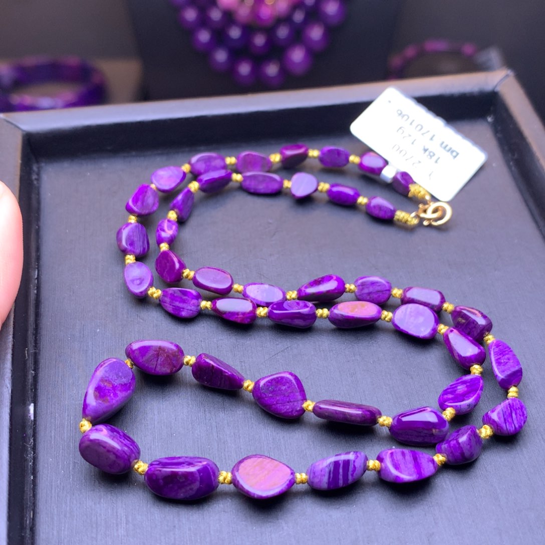 苏纪石（舒俱来）项链18K金镶嵌