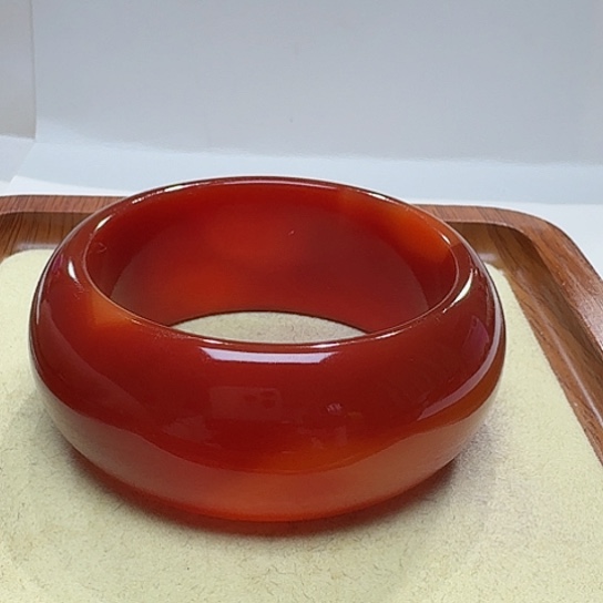 玛瑙/玉髓手镯未镶嵌李*诚