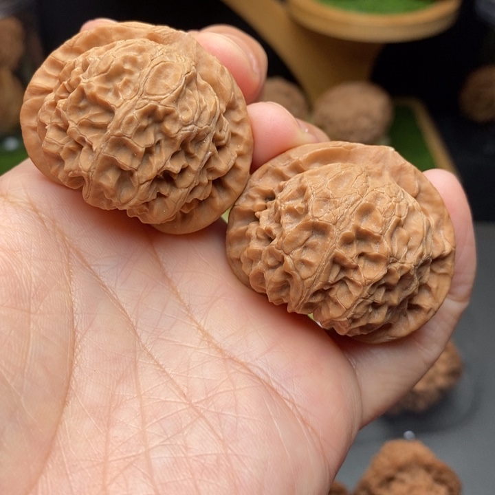 把件文玩核桃伯*乐宫灯42