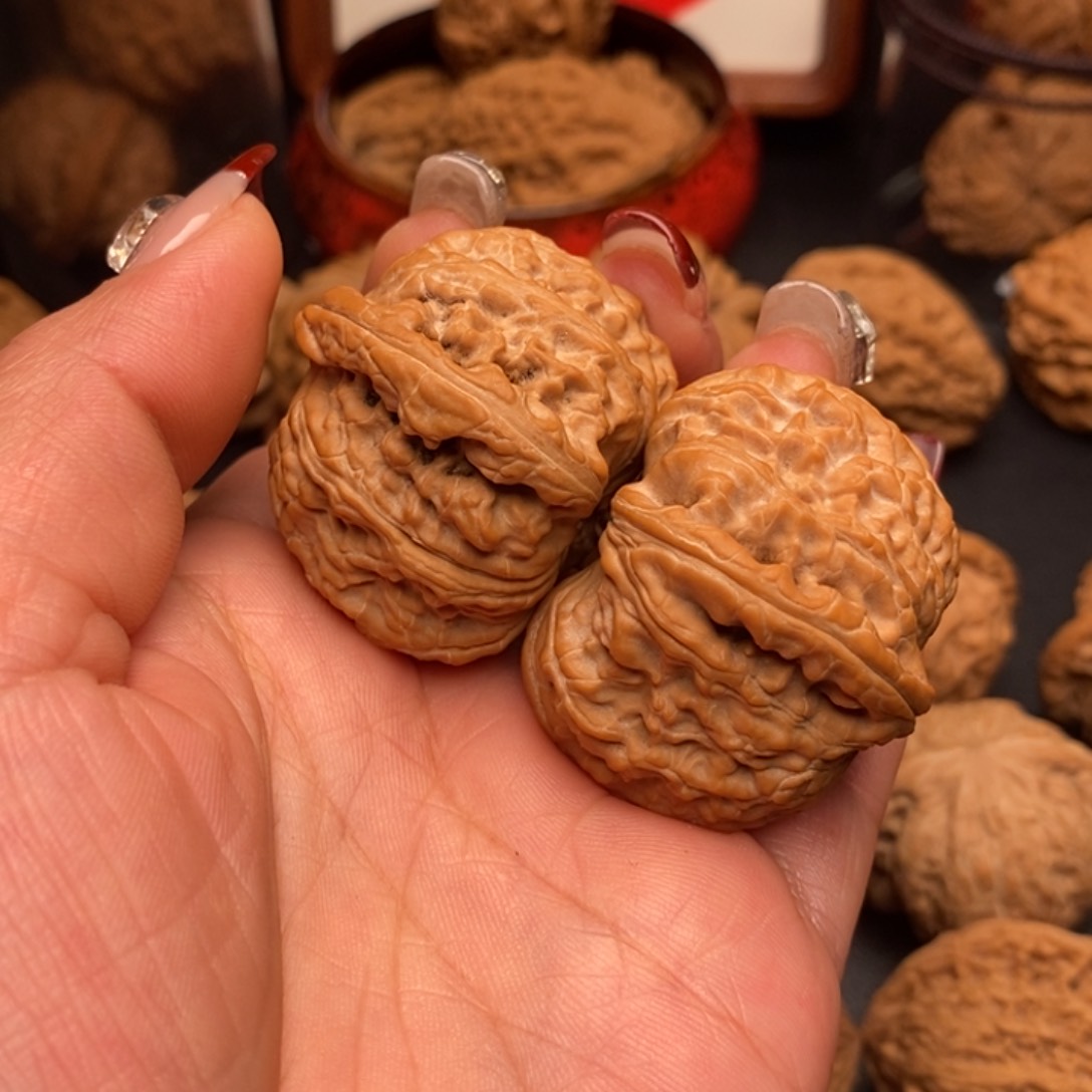 【闪购商品】苟*文玩核桃