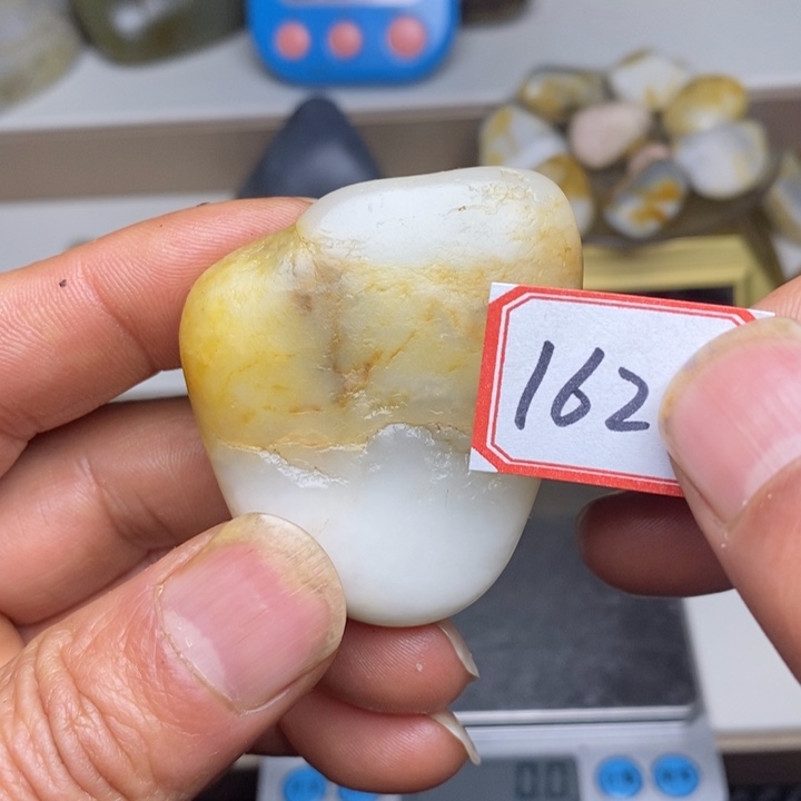 未镶嵌和田玉把件振162