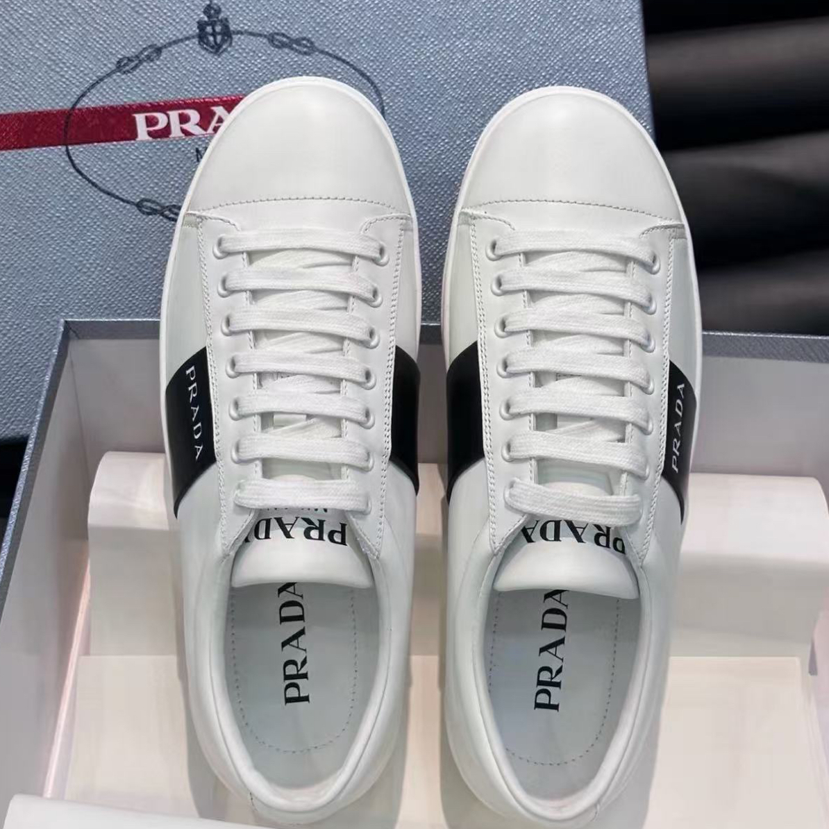 未使用 Prada/普拉达 普拉达白色绑带板鞋37