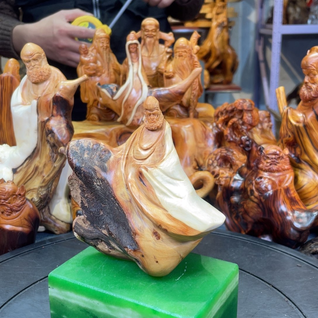 柏木（崖柏）。。。。。。。