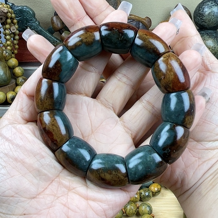 岫岩河磨玉（透闪石质玉）手串未镶嵌鸣**白