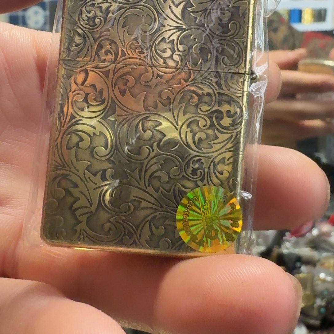 首领黄铜大唐草煤油打火机