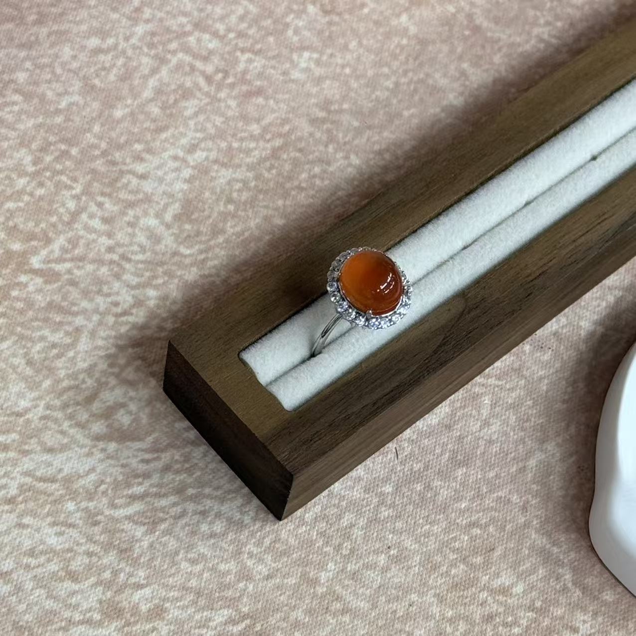 9602 轻奢设计时尚百搭款戒指