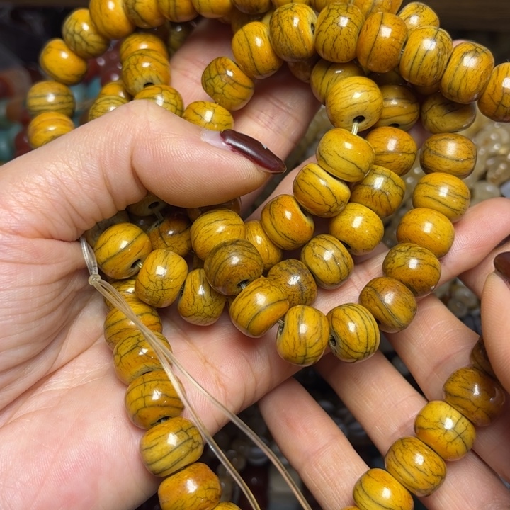 玻璃颈饰3817骨头一条